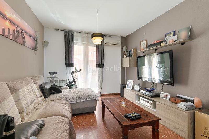 Foto 87c3f5e6-0596-44fa-aaea-06dbeb0628bb. Casa adosada en calle montevive 34 se vende casa adosada _granada en Otura