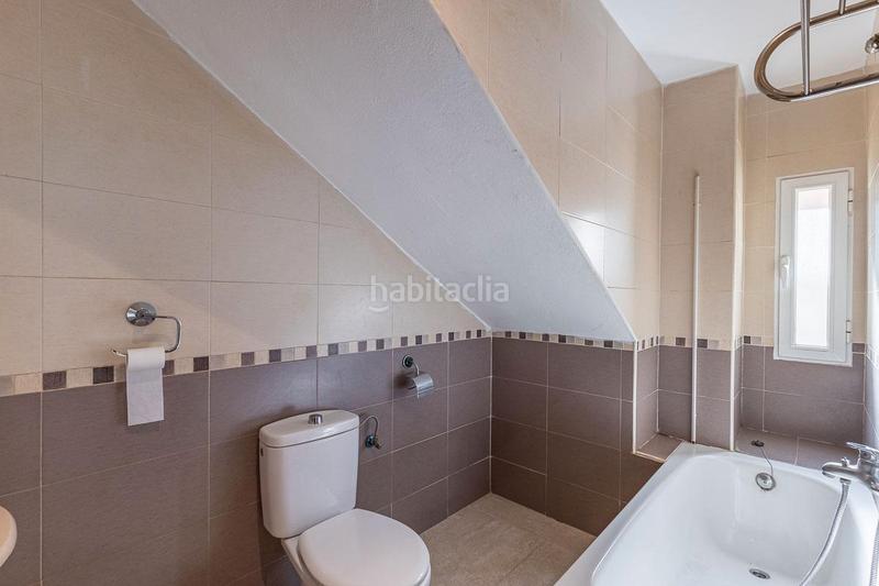 Foto 0145a69f-7754-4abf-ae39-358629ed9db2. Casa adossada a calle san fernando 14 a Poniente Armilla