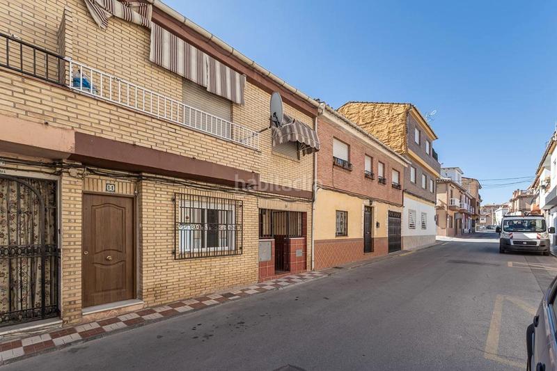 Foto 445b4486-4f73-4014-b235-20107fd84c8b. Casa adossada a calle san fernando 14 a Poniente Armilla
