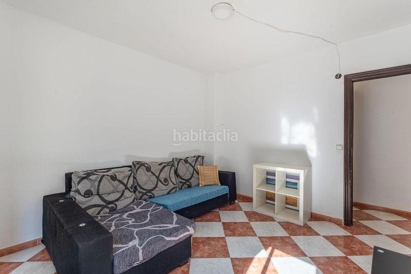 Foto 4d366efb-1ae2-4971-ae6c-1259671e2dc6. Casa adossada a calle san fernando 14 a Poniente Armilla