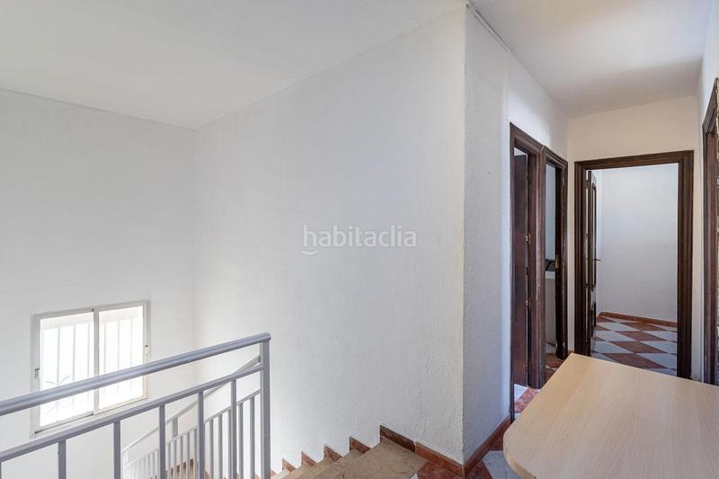 Foto bfe62c50-cd96-47f7-bbc7-5be2e7575e1f. Casa adossada a calle san fernando 14 a Poniente Armilla