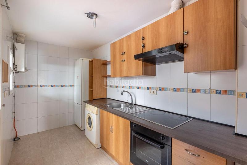 Foto ebc326cc-7e0a-4e44-85ae-567be9096c20. Casa adossada a calle san fernando 14 a Poniente Armilla
