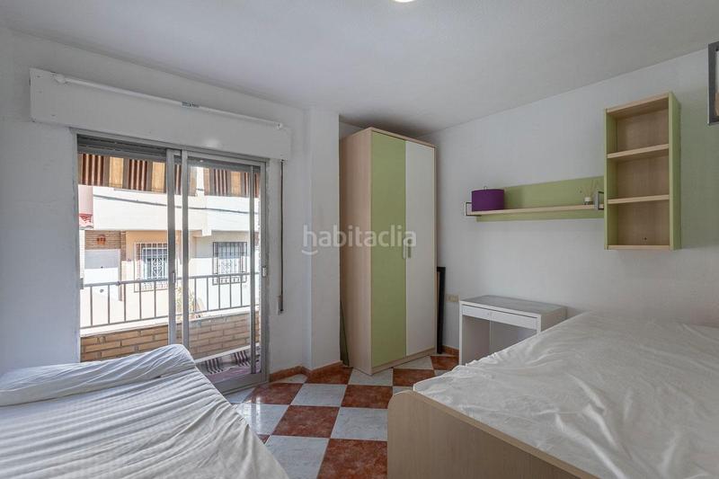 Foto ffdaa654-b63d-452d-96dd-a5921b3c28f0. Casa adossada a calle san fernando 14 a Poniente Armilla