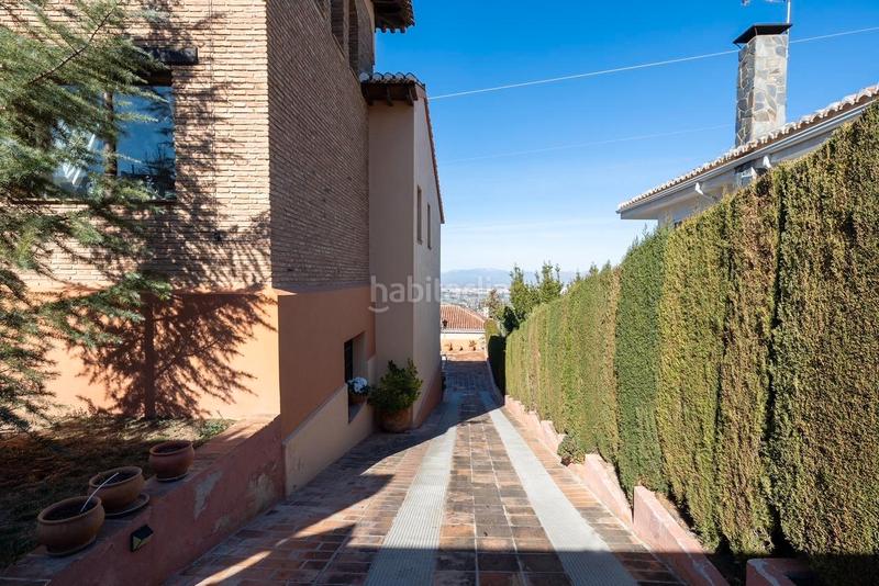 Foto 0b4416f9-e3f7-497e-9713-3a3a20afbc83. Chalet en n/a se vende gran casa con piscina en colinas bermejas, - ref. cum7 en Monachil