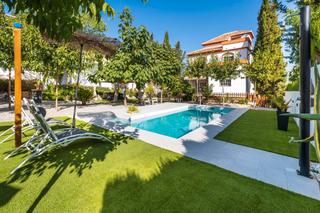 Xalet a Calle fernández arroyo 32. Se vende espectacular casa en la zubia(granada) - ref. 000223v