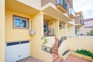 Casa adosada en Calle isla formentera 8. Se vende preciosa casa adosada en armilla zona del mercadona_gra