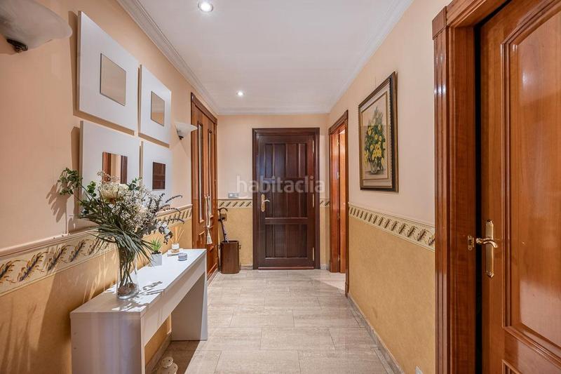 Foto 698ad0a1-736f-449a-b403-bdede7c9abaf. Semi detached house in calle cardenal parrado 4 in Granada