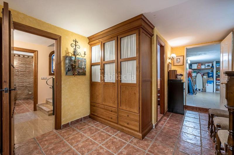 Foto a95c44c0-b52e-4ec2-af11-81a48ef1f8f6. Semi detached house in calle cardenal parrado 4 in Granada