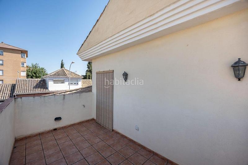 Foto d030cd02-2cce-4e38-8417-8e1a4f851756. Semi detached house in calle cardenal parrado 4 in Granada