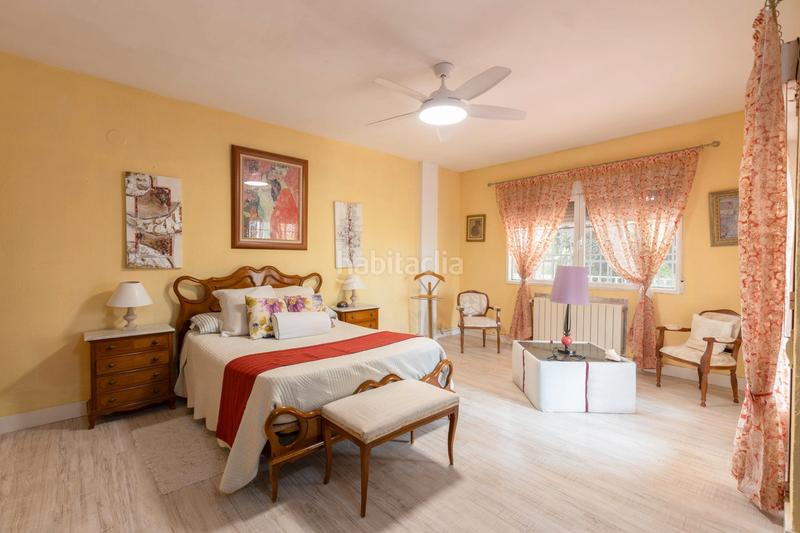 Foto 11b83634-d686-439c-8e08-a337d34b20aa. Chalet en calle de cuesta de las lágrimas 137 se vende chalet con piscina en urbanización suspiro del moro__granada en Otura