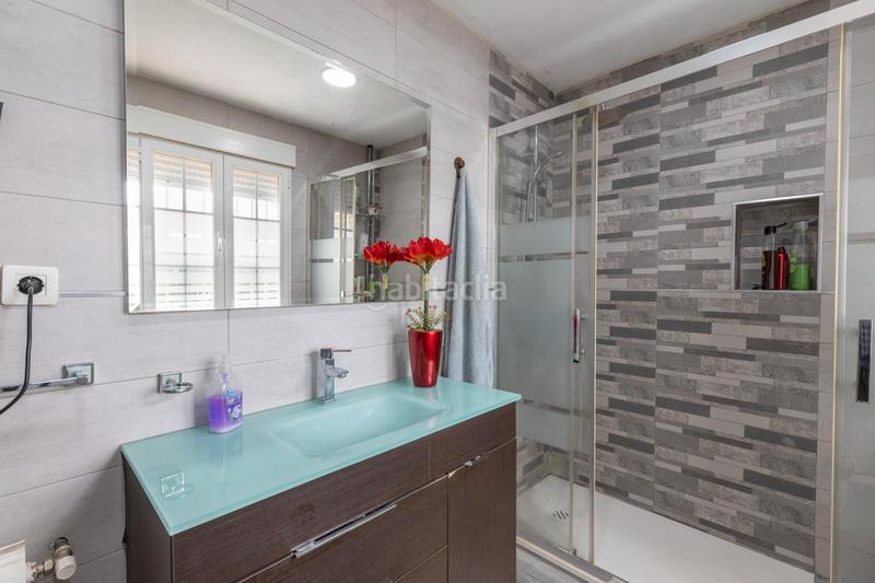 Foto d564a795-d54f-49f5-89f6-d20ecd19164f. Chalet en calle de cuesta de las lágrimas 137 se vende chalet con piscina en urbanización suspiro del moro__granada en Otura
