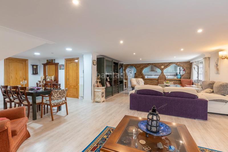 Foto fe8201cb-1527-49e3-93c2-d4d7232873f7. Chalet en calle de cuesta de las lágrimas 137 se vende chalet con piscina en urbanización suspiro del moro__granada en Otura