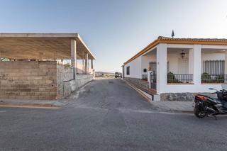 Terrain résidentiel à Calle sierra nevada 13. Se vende magnifico solar en alhendin _granada