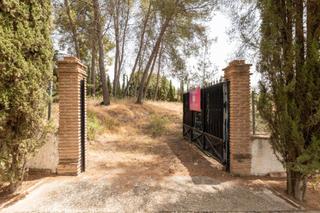 Terreny residencial a Calle poetas populares 1. Se vende magnifico solar residencial en parque del cubillas_ alb