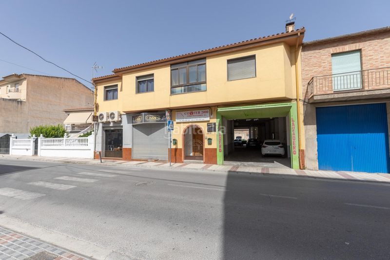 Foto 1a64230e-ef8b-4658-bfb0-c6b61cef5719. Casa en carrera de la virgen 130 se vende amplia casa remodelada _carrera_granada en Chauchina