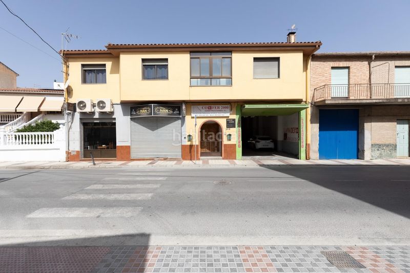Foto 1eaa8016-9042-4c83-a4d8-e44d4c350f17. Casa en carrera de la virgen 130 se vende amplia casa remodelada _carrera_granada en Chauchina