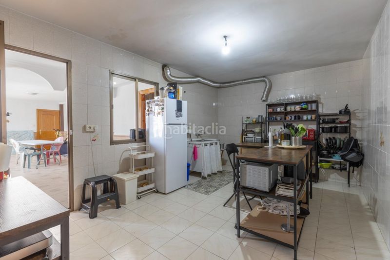 Foto 79cf72e8-76c1-438d-b9bc-00b410e93d8c. Casa en carrera de la virgen 130 se vende amplia casa remodelada _carrera_granada en Chauchina