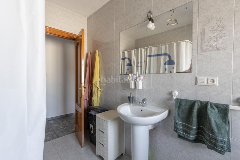 Foto b1d9df8c-ab01-4ad1-9fd8-9109cc441f29. Casa en carrera de la virgen 130 se vende amplia casa remodelada _carrera_granada en Chauchina
