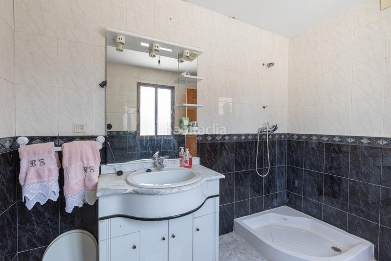 Foto bd5002ed-fb58-4905-b778-9446afca2498. Casa en carrera de la virgen 130 se vende amplia casa remodelada _carrera_granada en Chauchina