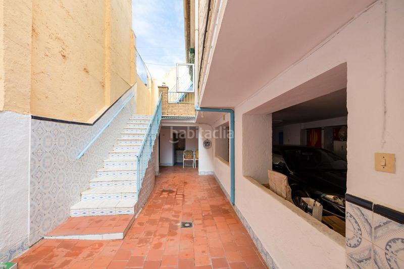 Foto 2d2411fe-ba19-42ad-8a16-1251a48c6b96. Casa a calle sevilla 1 a San Antón Armilla