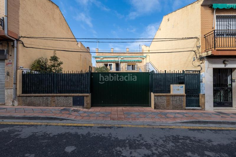 Foto 4099e710-bdfc-4955-b512-47cfcc9b287f. Casa a calle sevilla 1 a San Antón Armilla