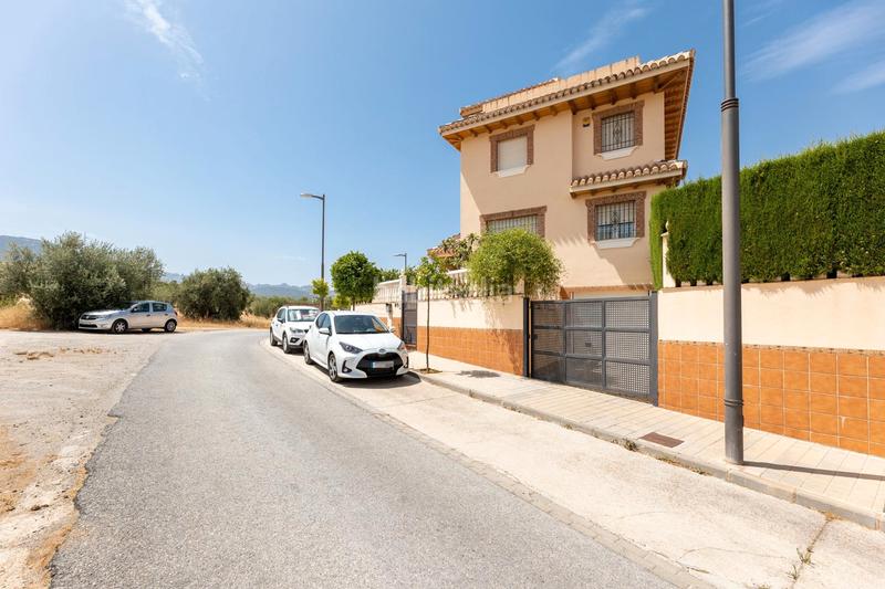 Foto 31245944-e509-4072-867a-0fb069c0fd7d. Chalet en avenida suecia 9 se vende chalet espectacular con piscina privada en huetor vega_granada en Huétor Vega