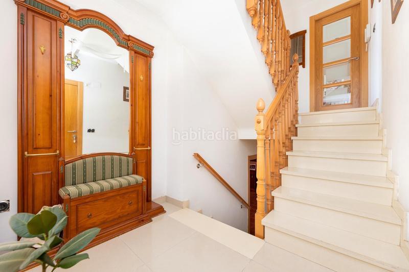 Foto b4c5ac0d-4403-45c9-8a27-ef82efe4de40. Chalet en avenida suecia 9 se vende chalet espectacular con piscina privada en huetor vega_granada en Huétor Vega