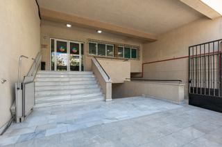 Édifice à Calle profesor luis molina gómez 26. Se vende edificio dotacional en venta_granada capital