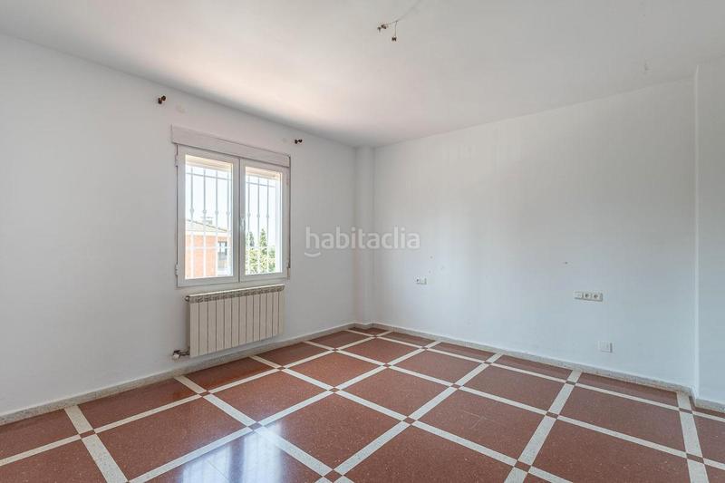 Foto bd3af0ae-71ae-4d6d-a781-7fca0cc6cdc3. Chalet en avenida monteluz 153 se vende chalet independiente con piscina en urbanizacion monteluz__granada en Peligros