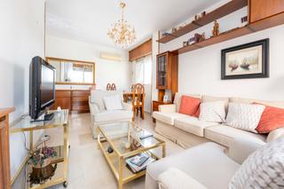 Pis en Calle san julian 18. Se vende fantastico piso exterior junto a traumatologia_granada