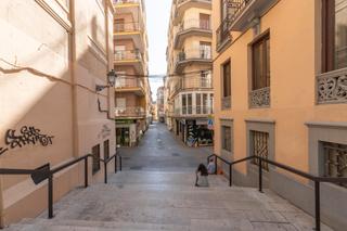 Pis a Calle almona del boquerón 15. Se vende atractivo piso con vista a la gran vía de colon_granada