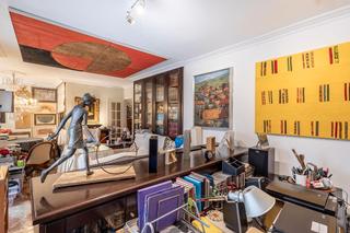 Appartement à Calle acera del darro 80. Se vende nuda propriedad en acero del darro en el centro de gran