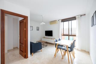 Apartament en Calle luna 7. Se vende piso reformado en primera planta en armilla_granada