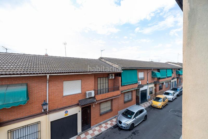 Foto 74f9cd7a-63d3-4818-a1ba-c8c094239ffd. Apartamento en calle luna 7 se vende piso reformado en primera planta _granada en Armilla