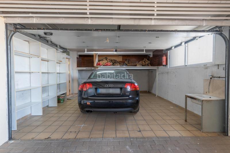 Foto b925f0c9-fea4-4be6-8d74-f0a51e2be517. Casa adosada en calle granada 35 se vende casa adosada en urbanizacion en el serrallo_granada en Huétor Vega