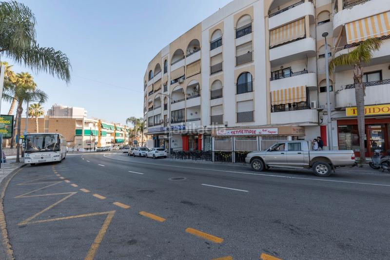 Foto 51f79fad-7910-4b34-87ab-9c520fdb7257. Piso en avenida andalucía 1 se vende luminoso y amplio piso con terraza en almuñecar_granada en Almuñécar