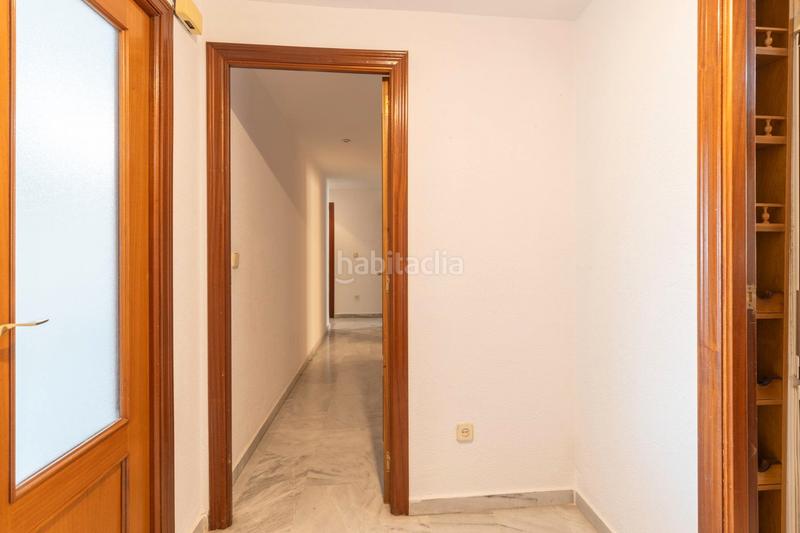 Foto 5c24f592-39bb-4a29-ac99-fcf560ecaf37. Piso en avenida andalucía 1 se vende luminoso y amplio piso con terraza en almuñecar_granada en Almuñécar