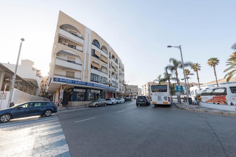 Foto ca92e20f-219c-4615-adfd-be5ef8e23511. Piso en avenida andalucía 1 se vende luminoso y amplio piso con terraza en almuñecar_granada en Almuñécar