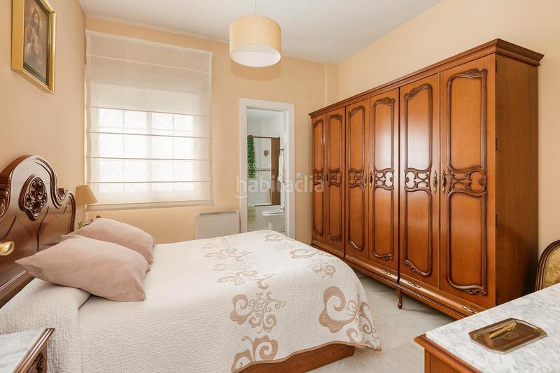 Foto b869d720-0f06-4e95-9d5b-6105a15109cb. Haus in calle zamora 15 in Barrio de Zaidín Granada