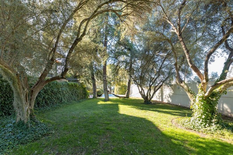 Foto 1619c918-adf7-47be-a587-b318c18ced24. Chalet en calle monzones 17 se vende lujo villa en cortijo del aire__granada en Albolote