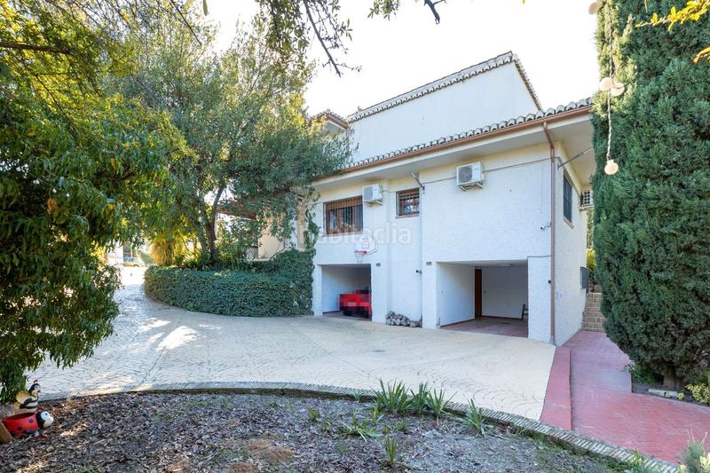 Foto 82500b1f-1b48-4ff7-85f8-e8b17052a5fc. Chalet en calle monzones 17 se vende lujo villa en cortijo del aire__granada en Albolote