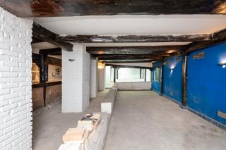 Local Comercial en Calle Elvira 91