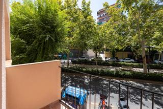 Pis a Avenida don bosco 15. Se vende amplio piso reformado en avenida don bosco_zaidin_grana