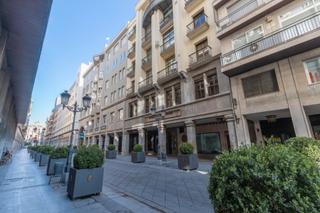 Piso en Calle ángel ganivet 13. Se vende impresionante inmueble el angel ganivet_granada centro