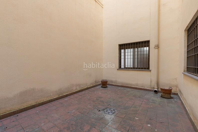 Foto c9ef3623-e1bb-4635-8440-f8bc5460ac58. Locale commerciale in calle ángel ganivet 13 in San Matías - Realejo Granada