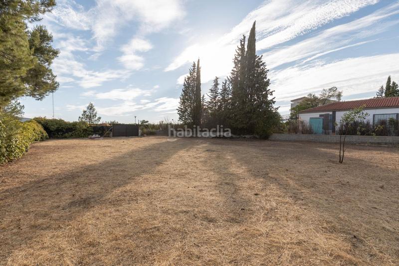 Foto a029ac08-515e-463c-8420-e051256d8c58. Residential plot in avenida de los alamos 162 in Atarfe