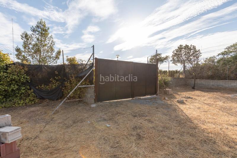 Foto bb6373e8-f9de-4bec-9359-caa888948d0e. Residential plot in avenida de los alamos 162 in Atarfe