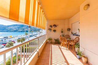 Piso en Paseo andrés segovia 35. Se vende fabuloso piso amueblado con vista al mar en la herradur