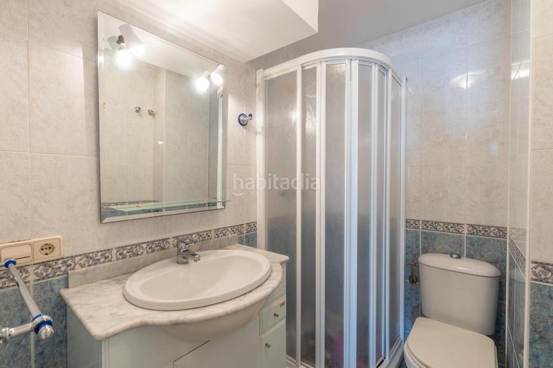 Foto 32d87d70-6293-4850-8087-03fbf80ff2e2. Piso en paseo reina sofía 19 se vende piso en almuñecar _granada playa en Almuñécar
