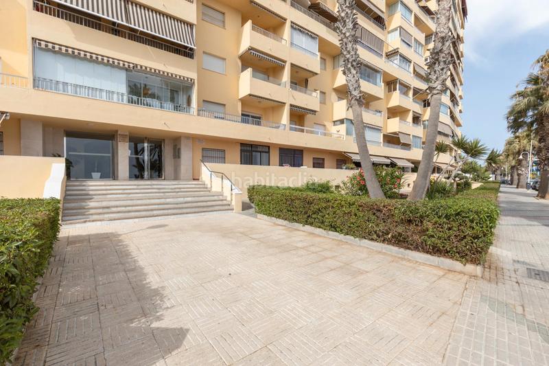 Foto 34828012-fecc-4263-9088-3f001c9f0d1e. Piso en paseo reina sofía 19 se vende piso en almuñecar _granada playa en Almuñécar